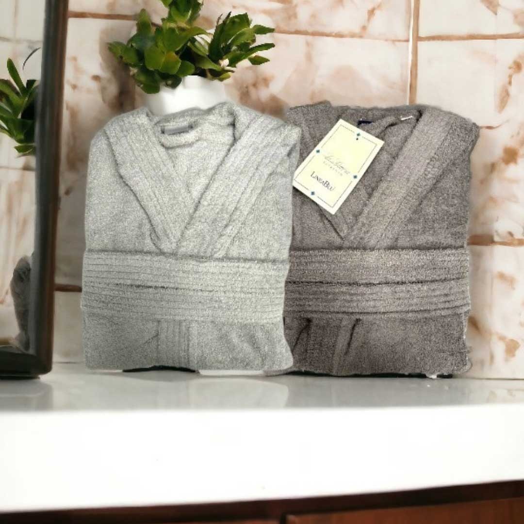 Set accappatoi per Lui e Lei LineaBlu Perla e Grigio Scuro con cappuccio, 100% cotone, spugna idrofila 420g in tinta unita